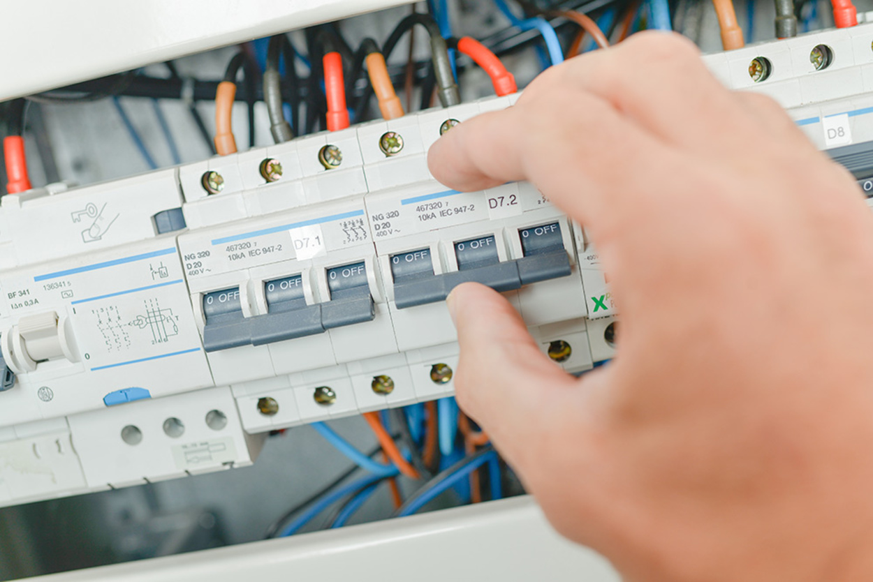 Elektro­installation bei Kakuschke & Luft GmbH in Gera
